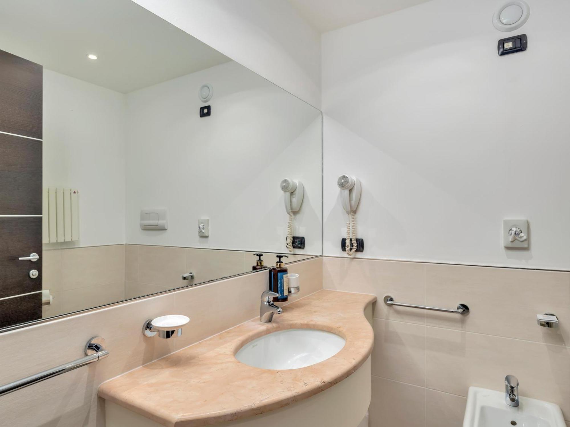 B&B Hotel Park Hotel Cassano Cassano dʼAdda Εξωτερικό φωτογραφία