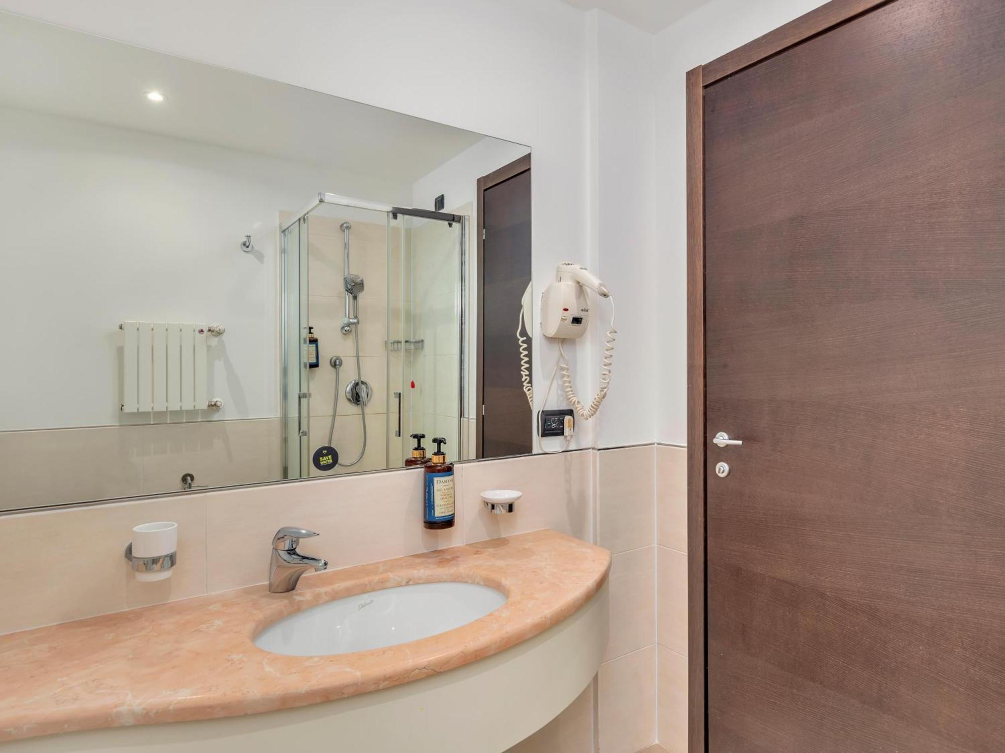 B&B Hotel Park Hotel Cassano Cassano dʼAdda Εξωτερικό φωτογραφία